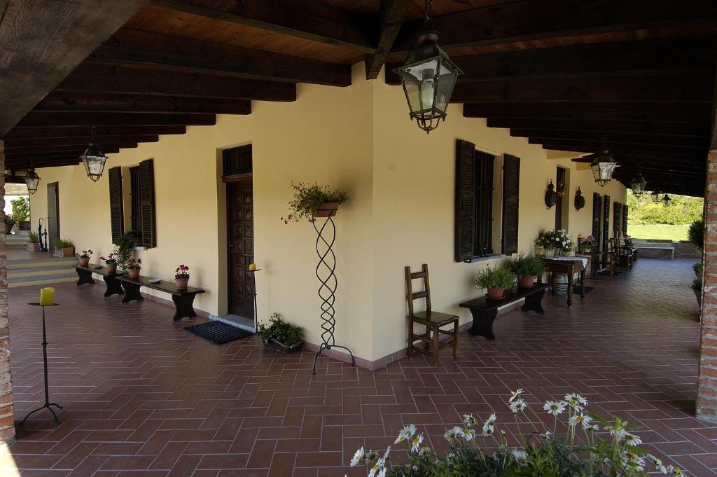 La Maragliana Lejlighedshotel Castel Rocchero Eksteriør billede
