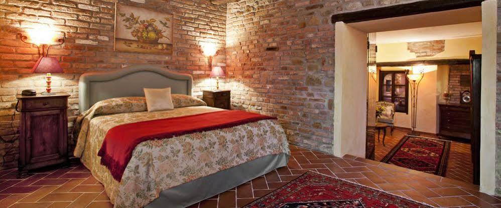 La Maragliana Lejlighedshotel Castel Rocchero Eksteriør billede