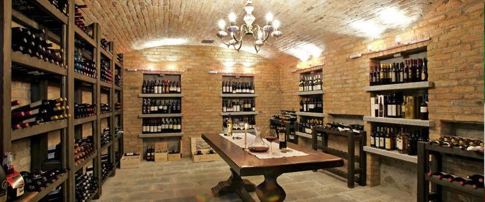 La Maragliana Lejlighedshotel Castel Rocchero Eksteriør billede
